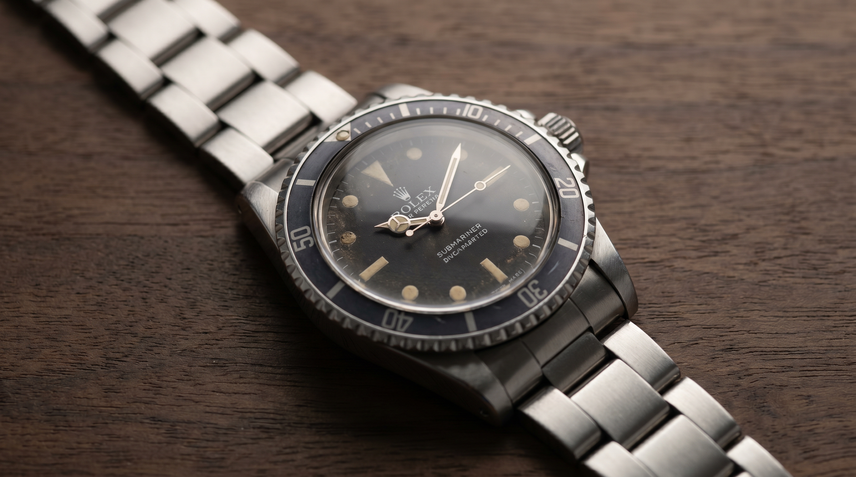 Navigating the Vintage Rolex Submariner Market: A Buyer's Guide to Classic References