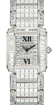 Patek Philippe Submariner 40 mm 4908/101G-001 White Gold/Diamonds Diamond Pave