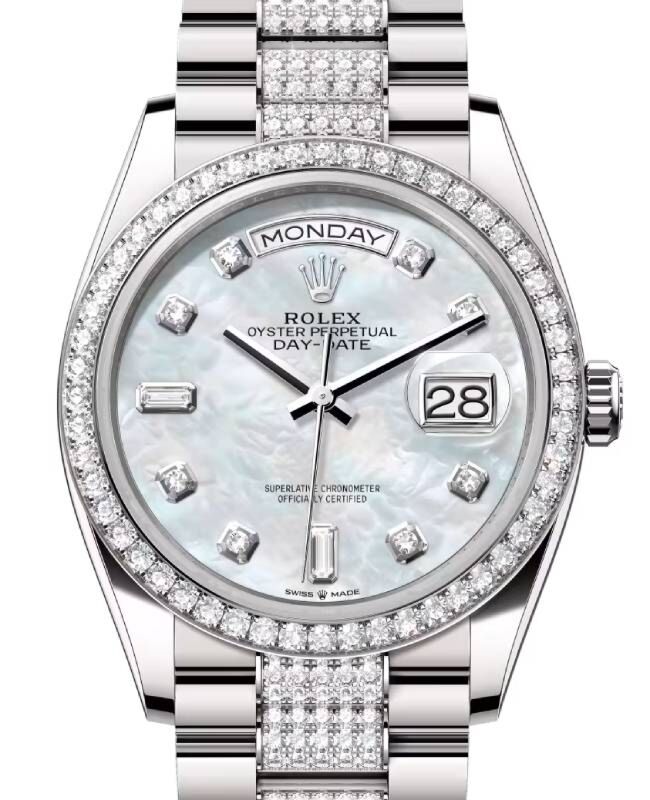 Rolex Day-Date 36 36 mm 128349RBRMOPDDP White Gold/Diamonds White Mother of Pearl