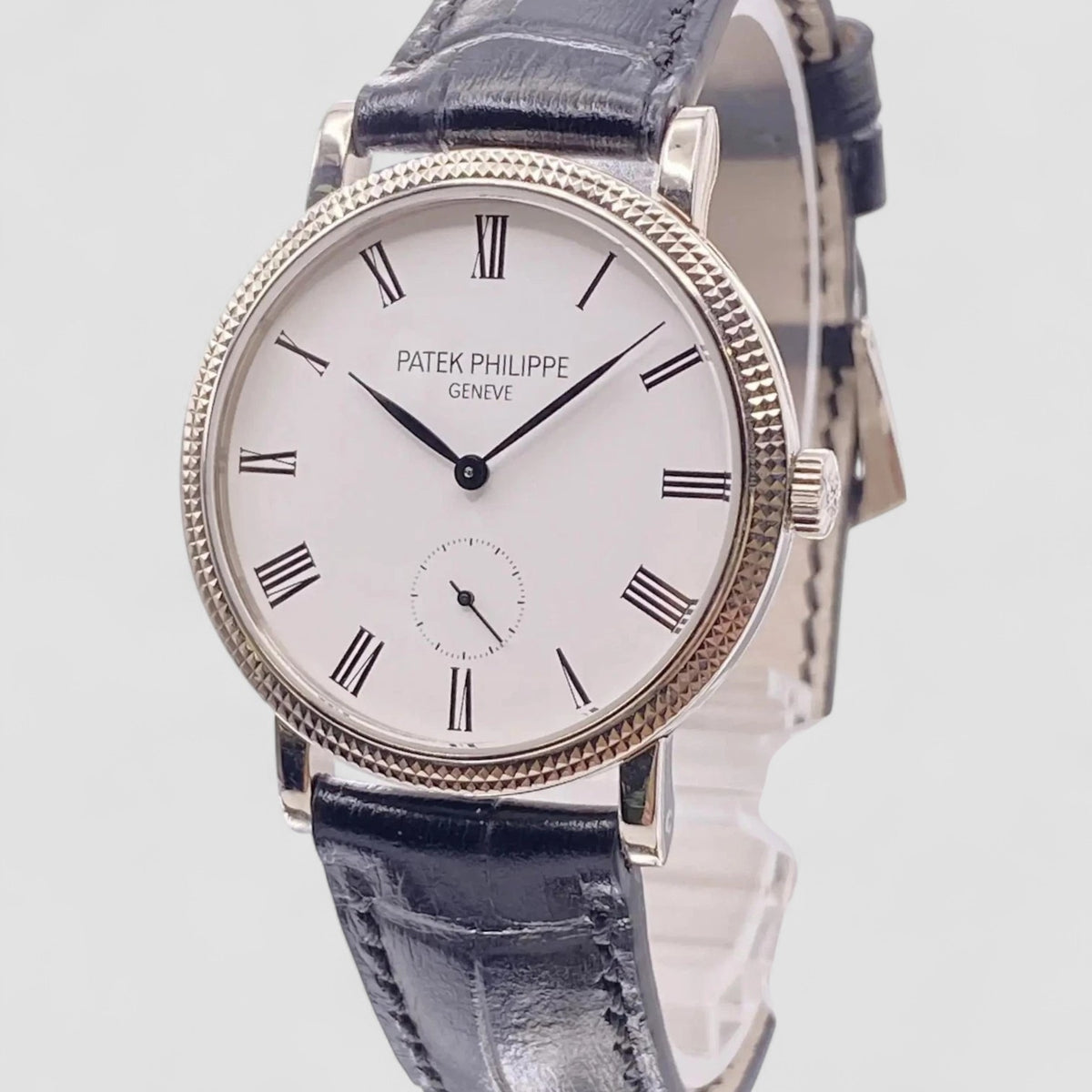 Patek Philippe Calatrava 31 mm 7119G-010 bnib White Gold Ivory / Cream