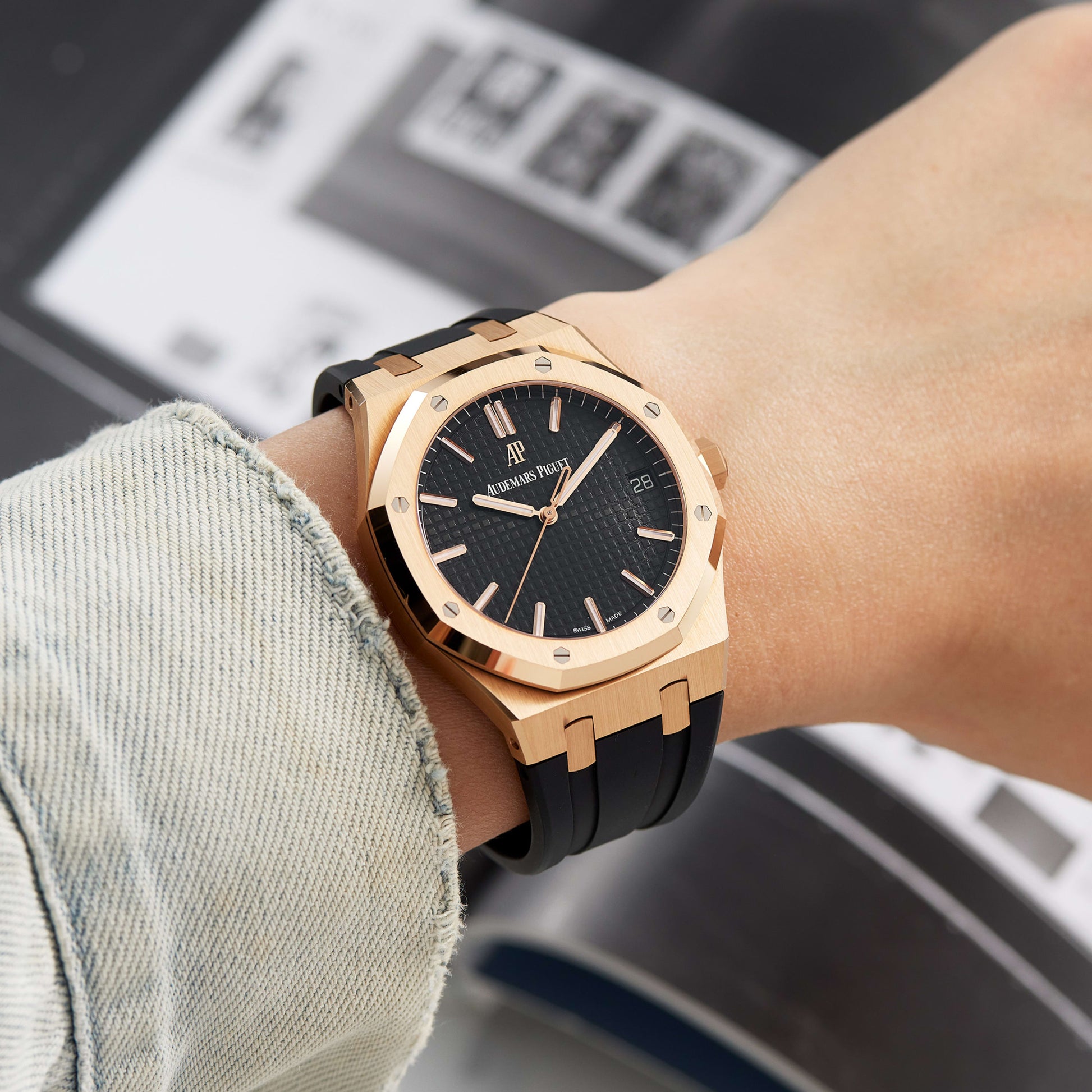 Audemars Piguet Royal Oak Selfwinding 41 mm 15500ORB1 Rose Gold Black