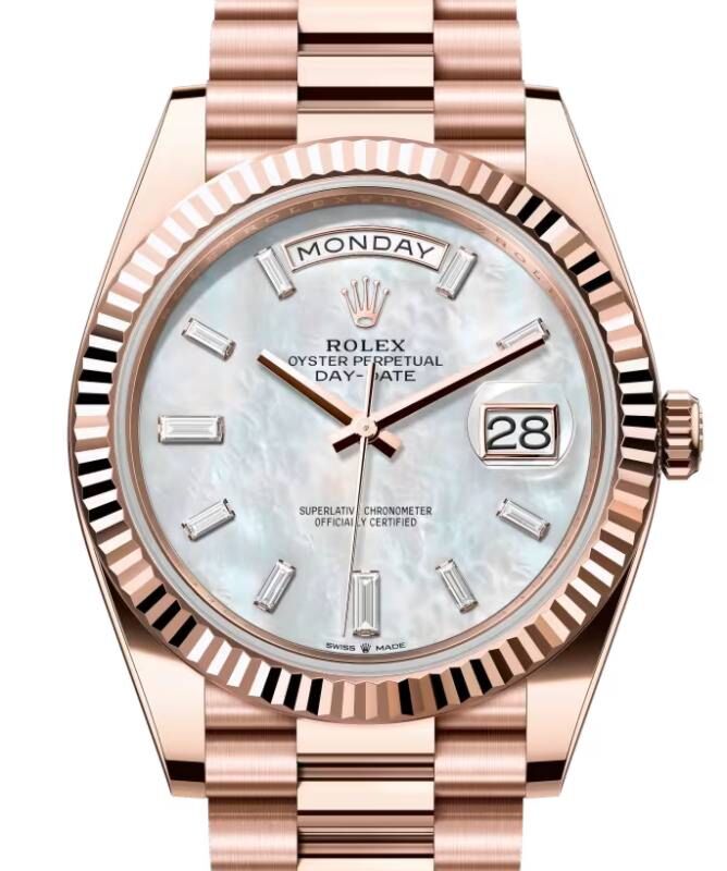Rolex Day-Date 40 40 mm 228235WMOPDP Rose Gold White Mother of Pearl