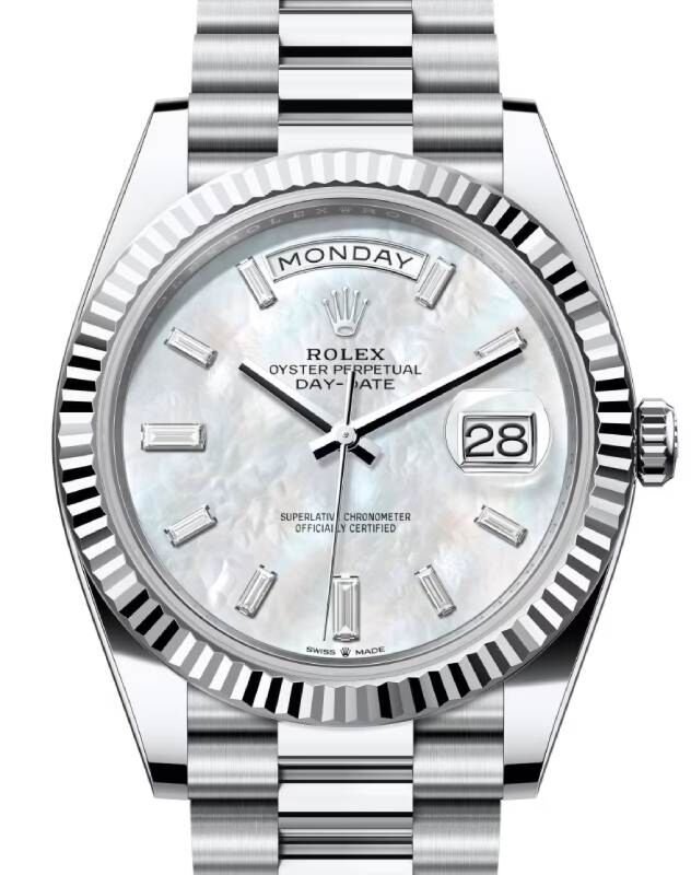 Rolex Day-Date 40 40 mm 228236WMOPDP Platinum White Mother of Pearl