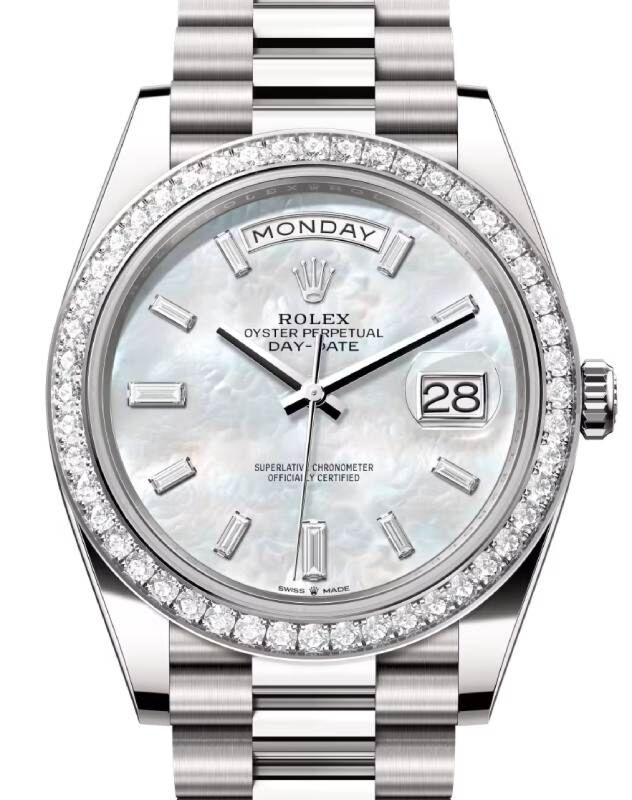 Rolex Day-Date 40 40 mm 228349RBRWMOPDP White Gold/Diamonds White Mother of Pearl