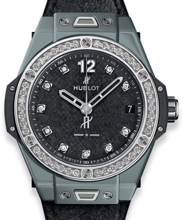 Hublot Classic Fusion 511.CM.1770.RX Black Magic Automatic 45mm Black Ceramic Rubber