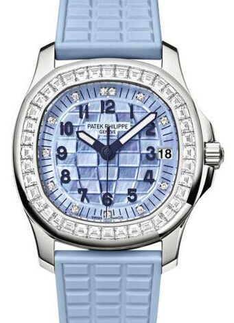 Patek Philippe Aquanaut 40 mm 5072G-001 White Gold/Diamonds Blue
