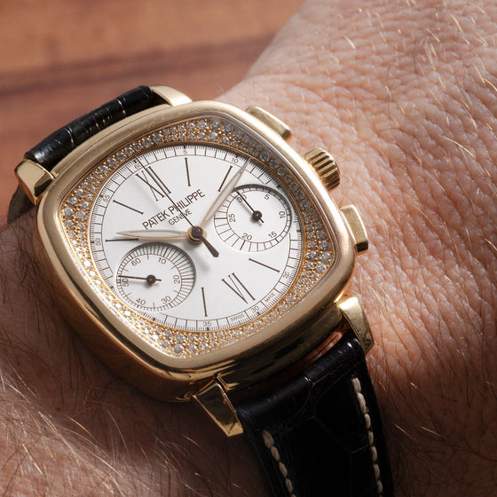 Patek Philippe Complications 35 mm 7071R-001 Rose Gold Silver Opaline
