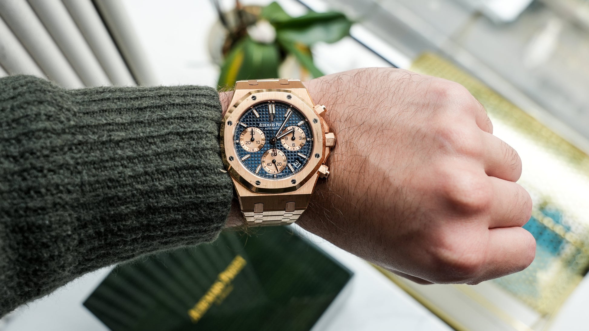 Audemars Piguet Royal Oak Chronograph 41 mm 26331OR.OO.1220OR.01 Rose Gold Analog