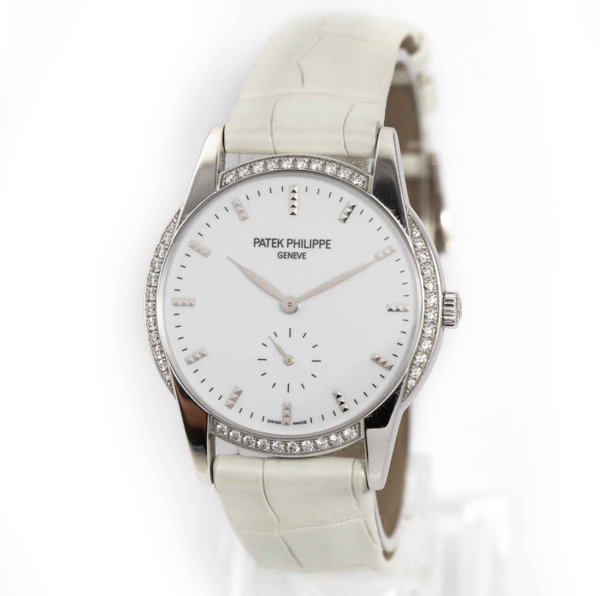 Patek Philippe Calatrava 33 mm 7122-200G-001 White Gold/Diamonds White