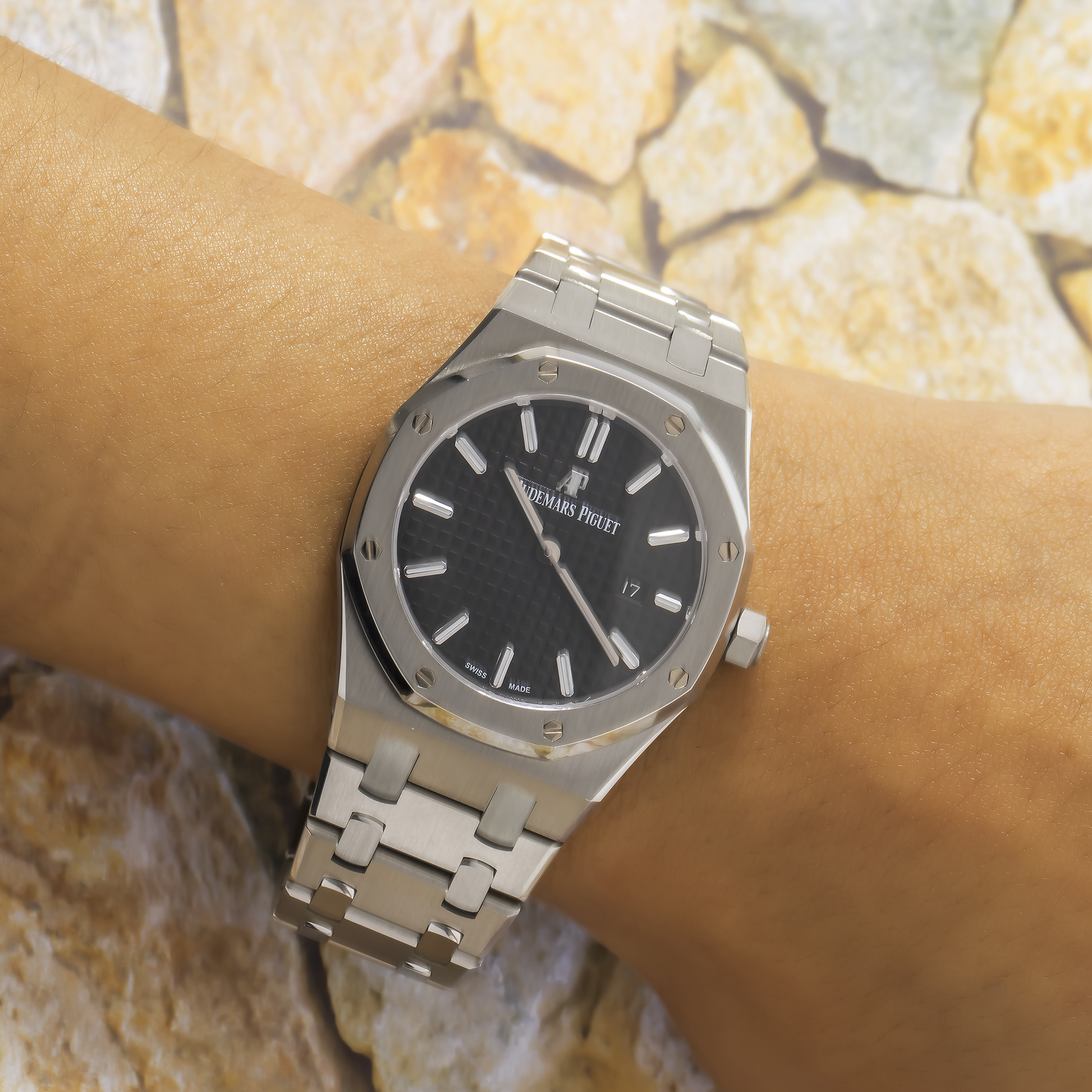 Audemars Piguet Royal Oak 33 mm 67650ST.OO.1261ST.01 Steel Black