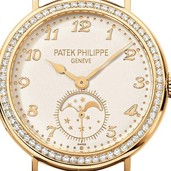 Patek Philippe Complications 33 mm 7121J-001 Yellow Gold/Diamonds Ivory / Cream
