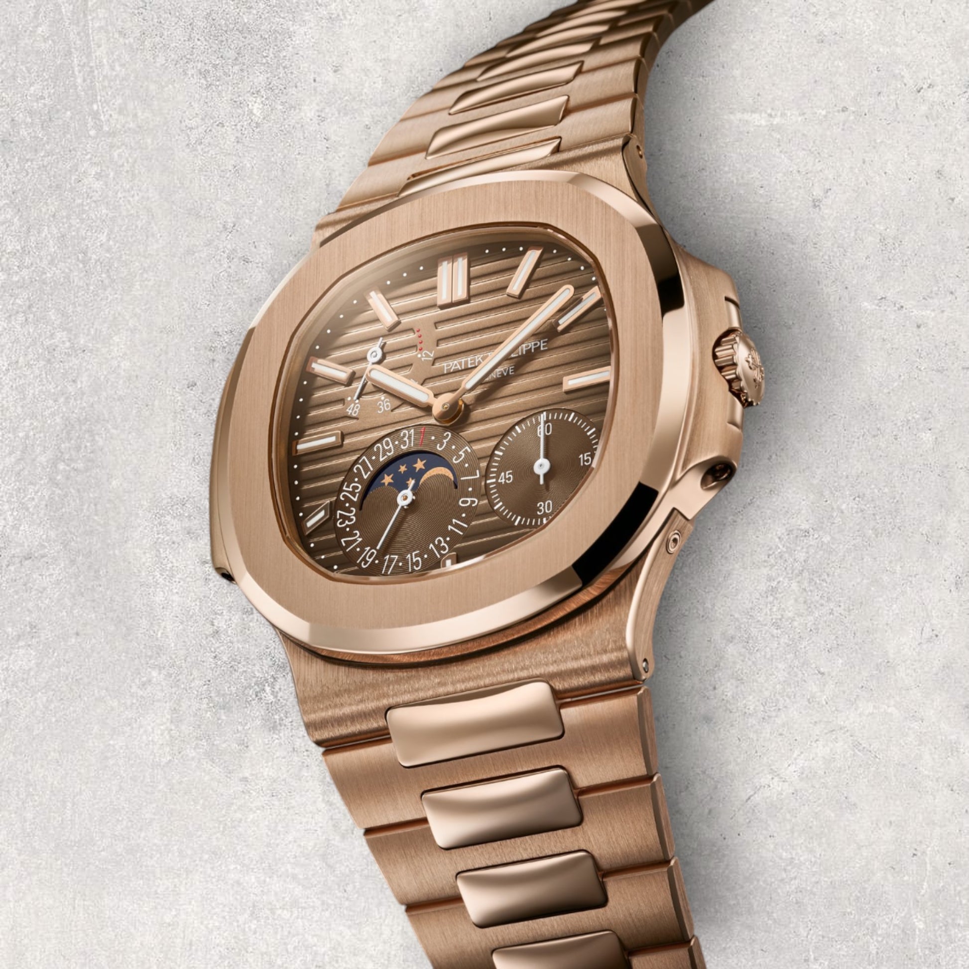 Patek Philippe Nautilus 5712R-001 Moonphase Brown Dial Rose Gold