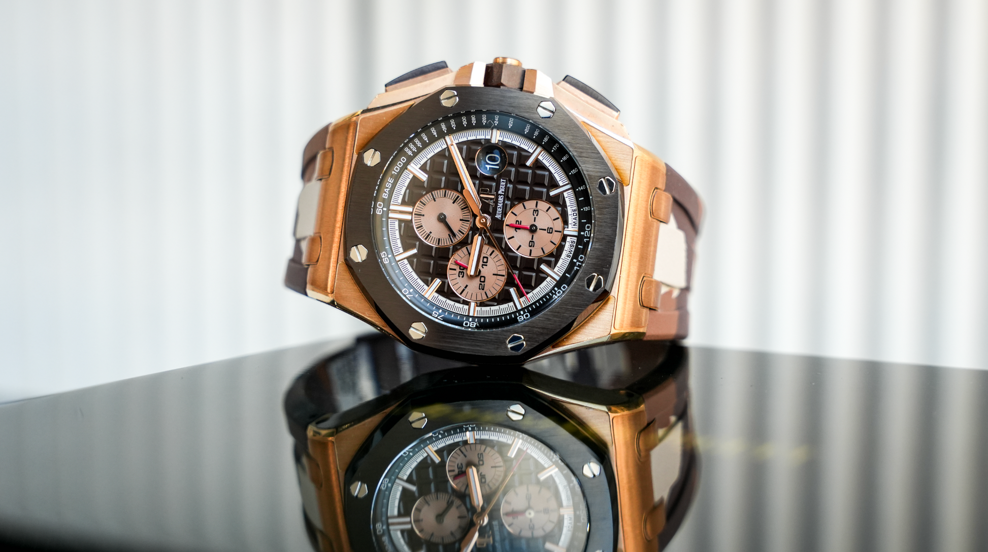Audemars Piguet Royal Oak Offshore Selfwinding Chronograph 44 mm 26401RO.OO.A087CA.01 Rose Gold Analog