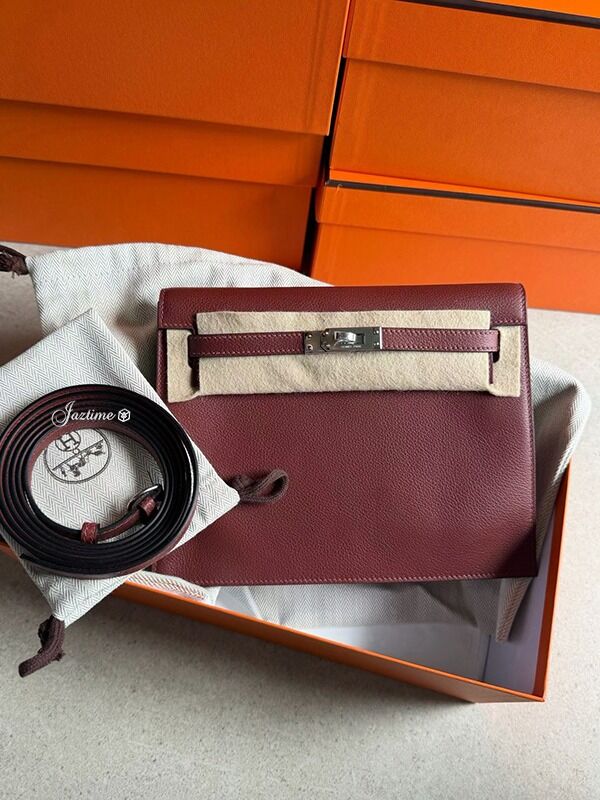 Hermès Kelly Danse II Evercolor CK55 Rouge H G Stamp — authentic Hermès bag at Bizak & Co.