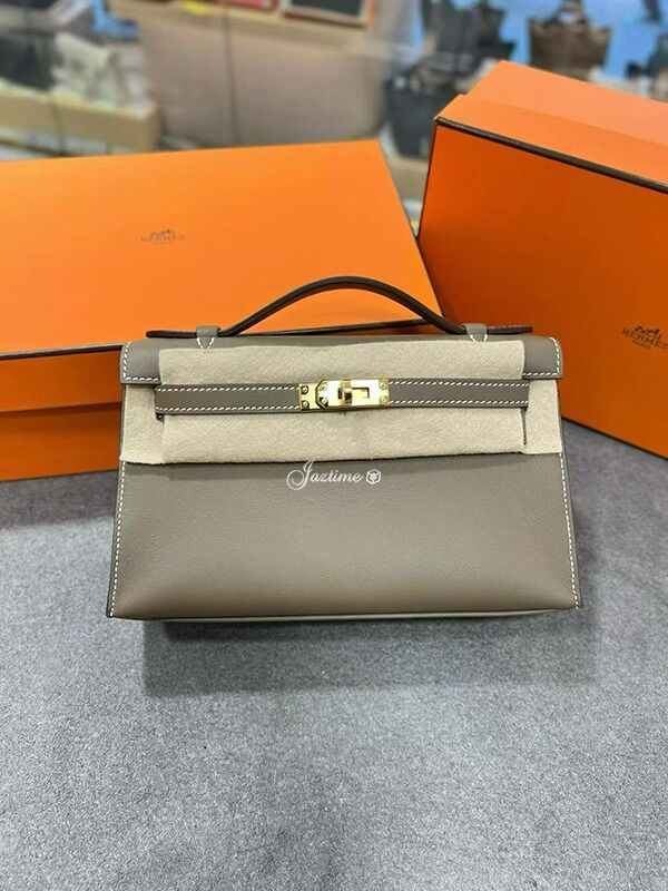 Hermès Kelly Pochette 18 Etoupe Swift K Stamp — authentic Hermès bag at Bizak & Co.