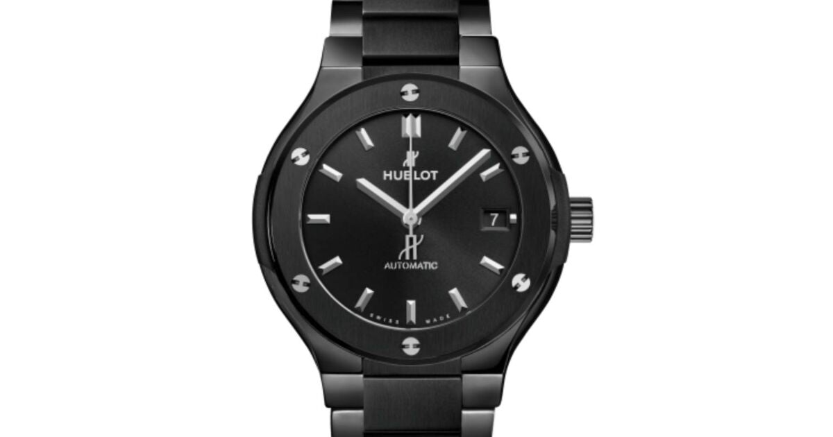 Hublot Classic Fusion 3-Hands Black Magic Bracelet Ceramic 38mm 568.CM.1470.CM - BRAND NEW