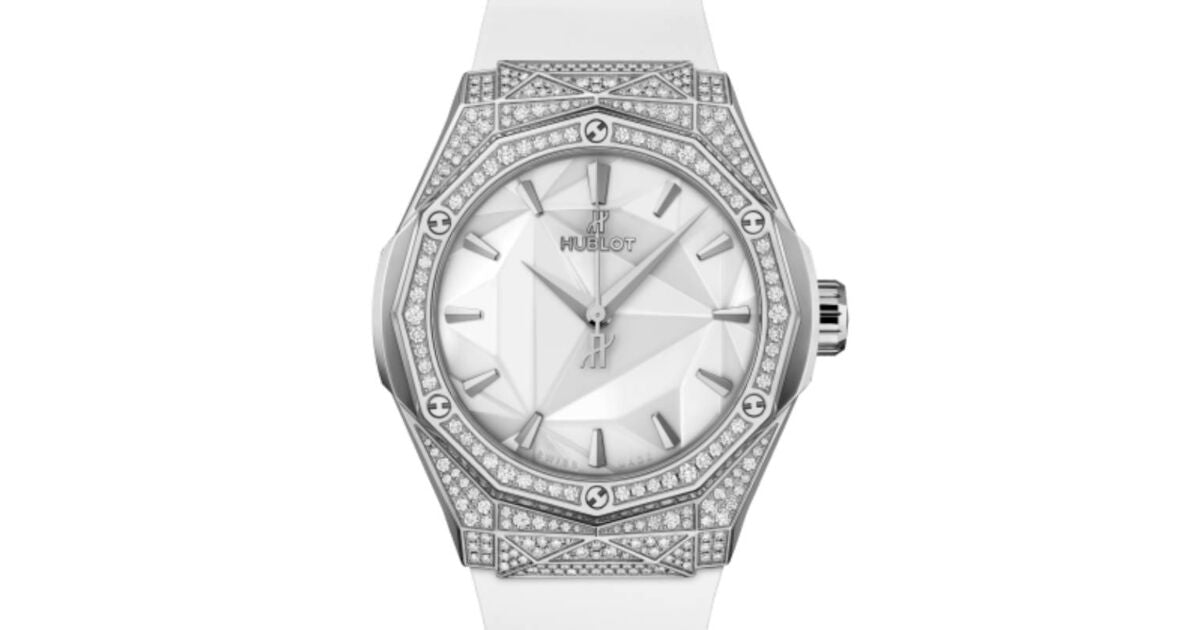 Hublot Classic Fusion Orlinski Titanium White Pave 40mm 550.NS.2200.RW.1604.ORL20 - BRAND NEW