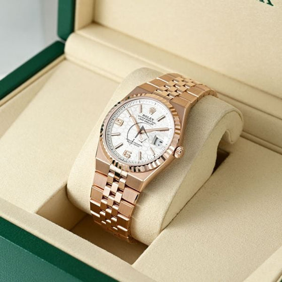 Rolex Land-Dweller 36 36 mm 127235 Rose Gold White