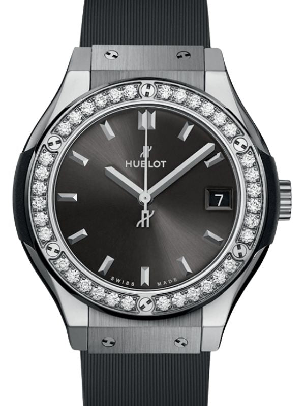 Hublot Classic Fusion 3-Hands Racing Grey Quartz Titanium Diamonds 33mm 581.NX.7071.RX.1104
