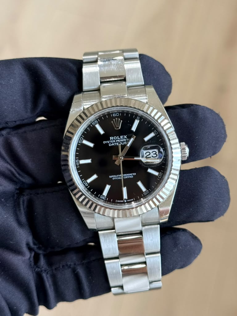 Rolex Datejust 41 126334 Black Dial Fluted Bezel Oyster Bracelet — 1